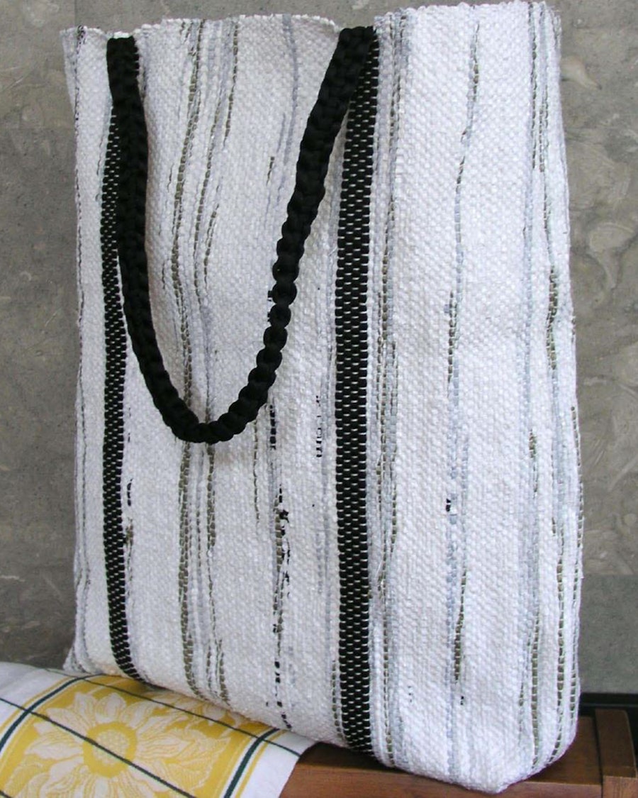 A Sturdy Tote to Weave, Use, and Re-Use! Image