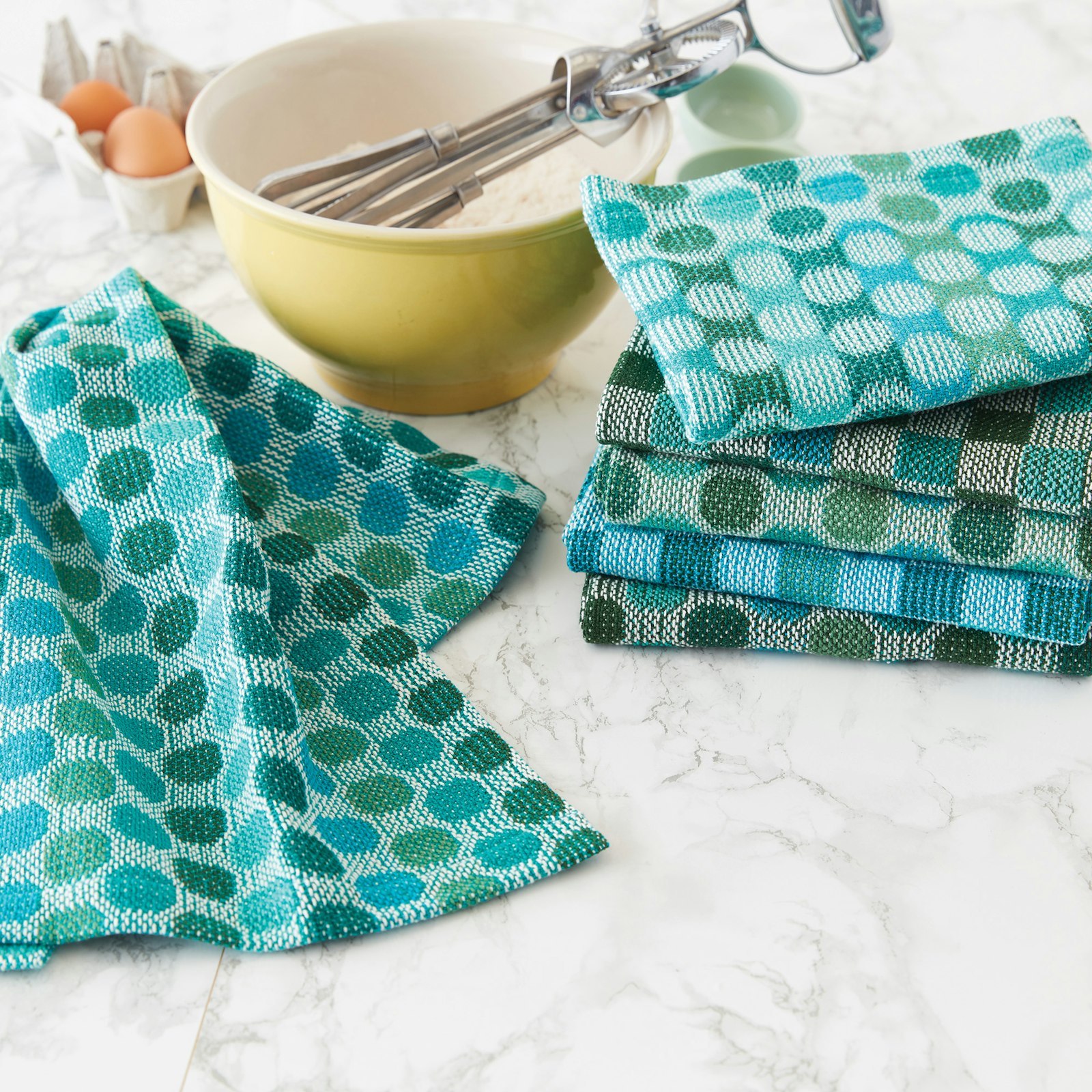 Seven Towels for Gifting, Six Rules for Choosing, Five at a Time! Primary Image