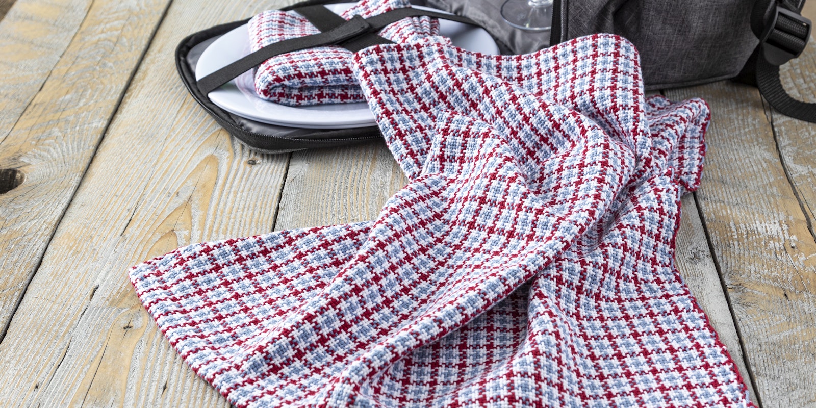 Let‘s Take This Party Outside Primary Image