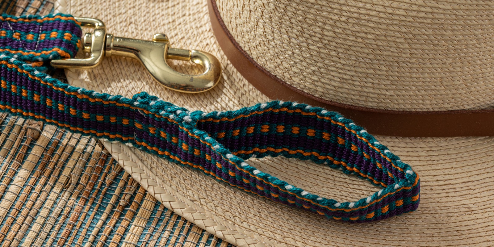 Weaving for Dogs: A Waste of Effort, or a Perfect Opportunity? Primary Image