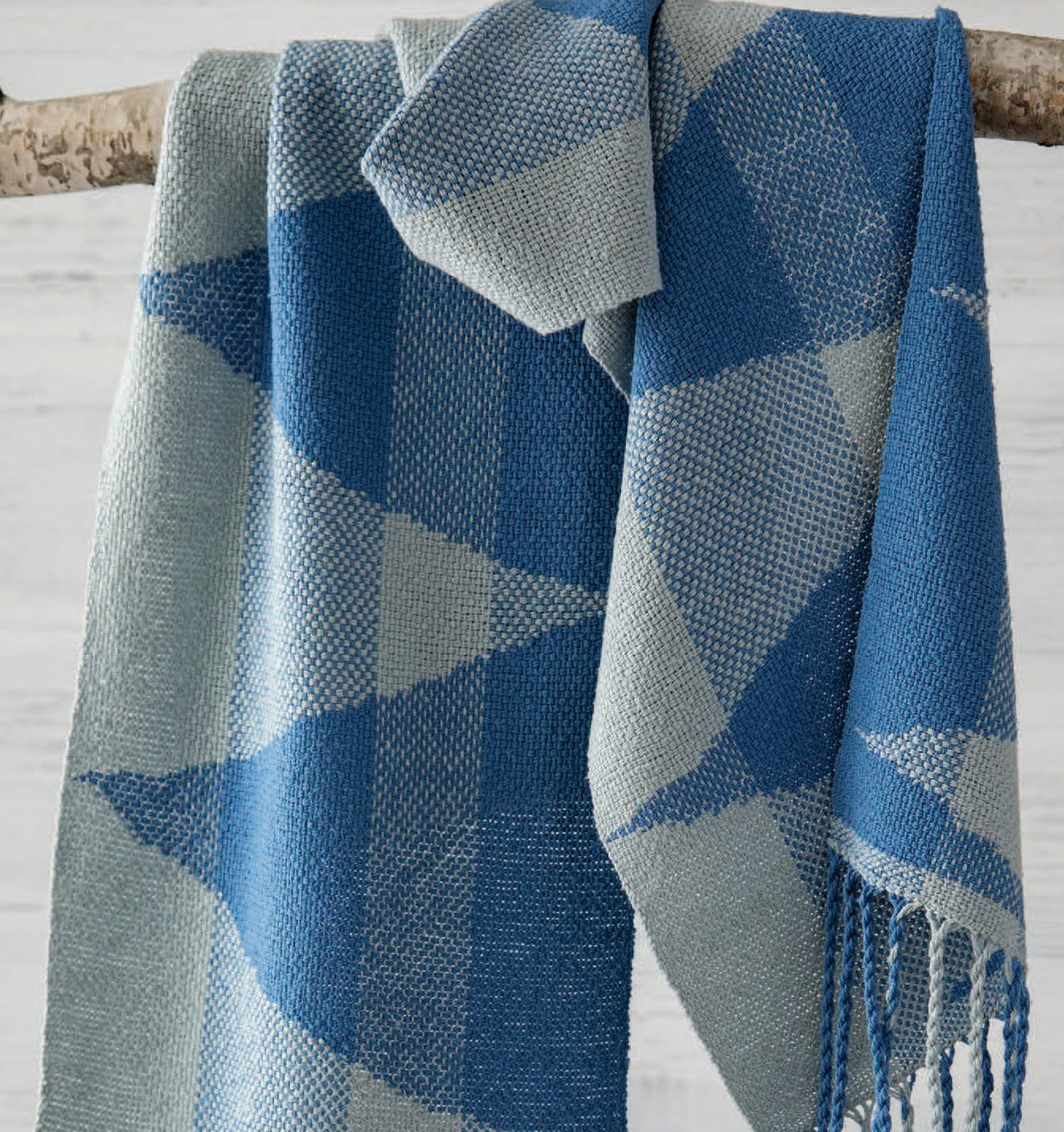 Rigid-Heddle: The Fun of Clasped Warp and Weft, with Angela Tong.