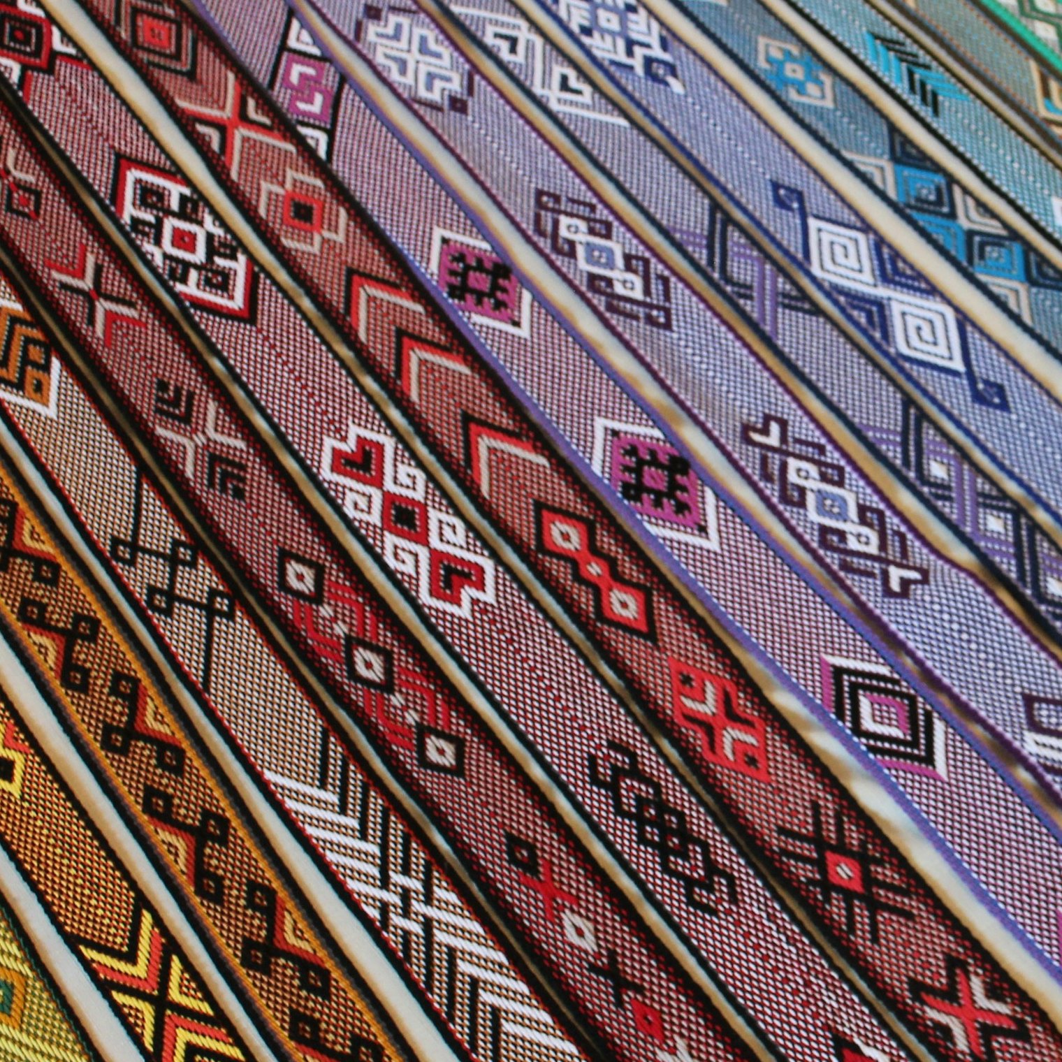 Inkle Bands: Elevate Your Motifs with Three-Color Pickup, with Annie Machale.