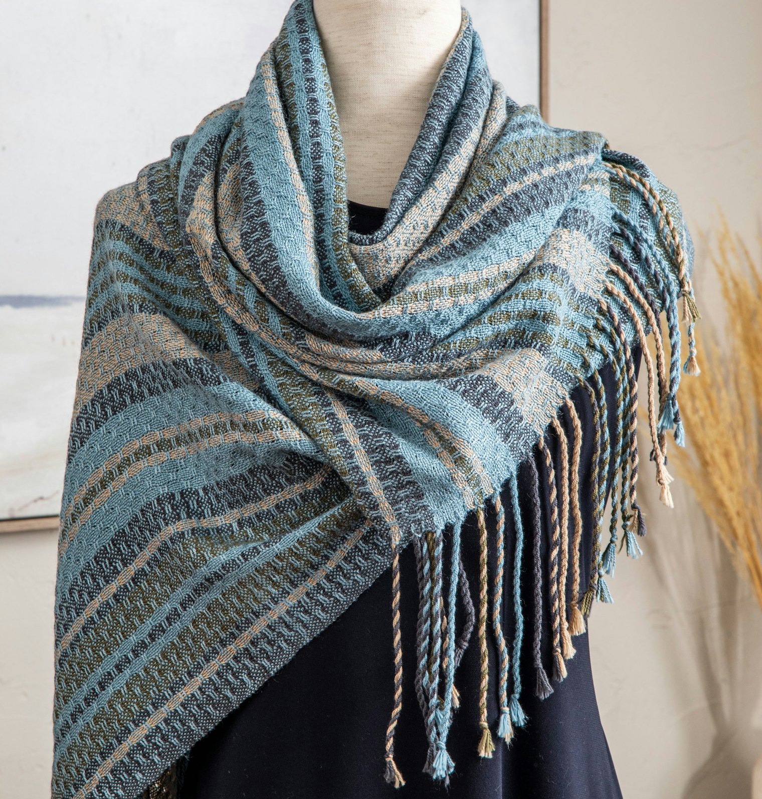 Stormy Skies Wrap. Photos by Matt Graves