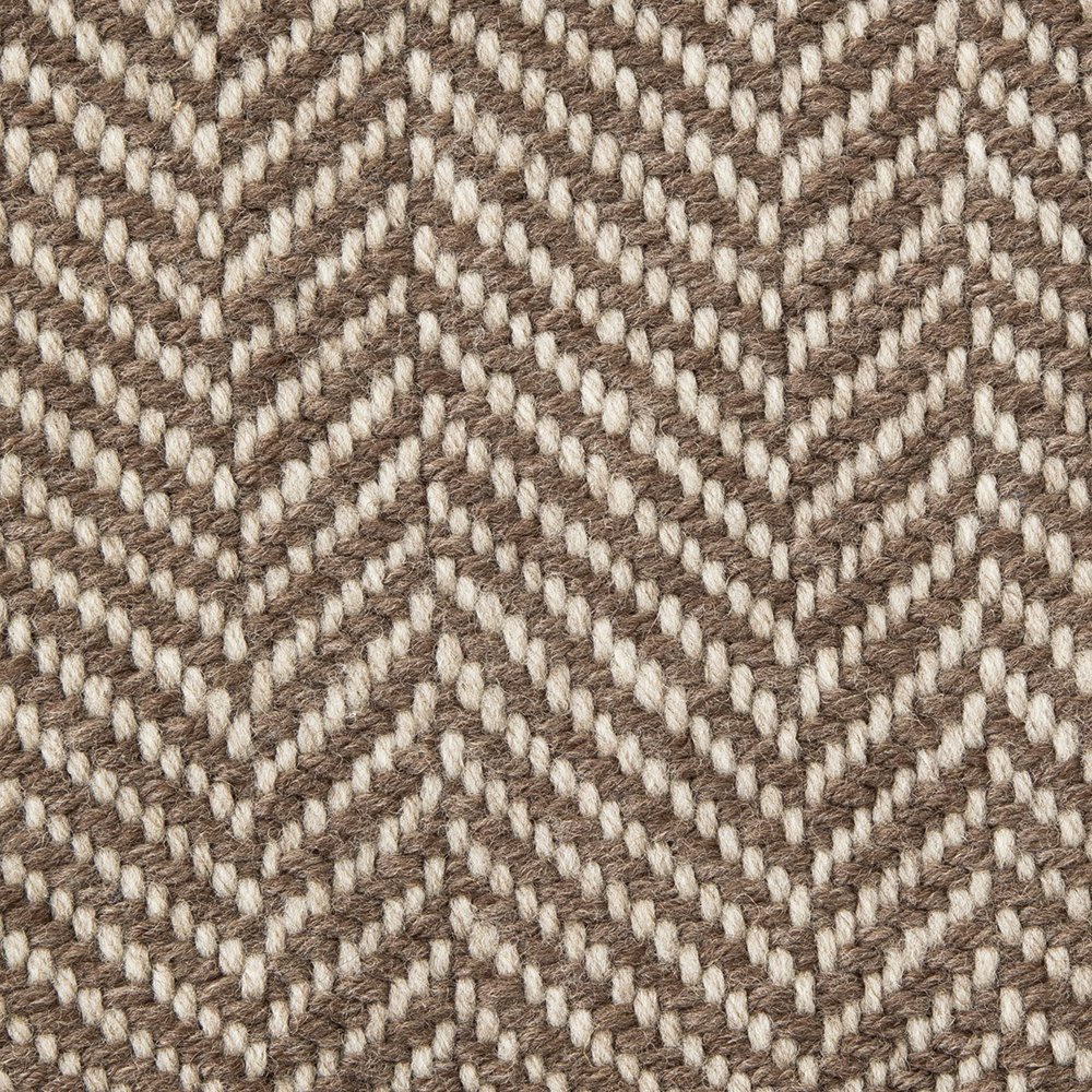 Sample 5: 8-shaft herringbone twill. This sample was also sett for twill, and the asymmetrical patterning remains clear and distinct after finishing.