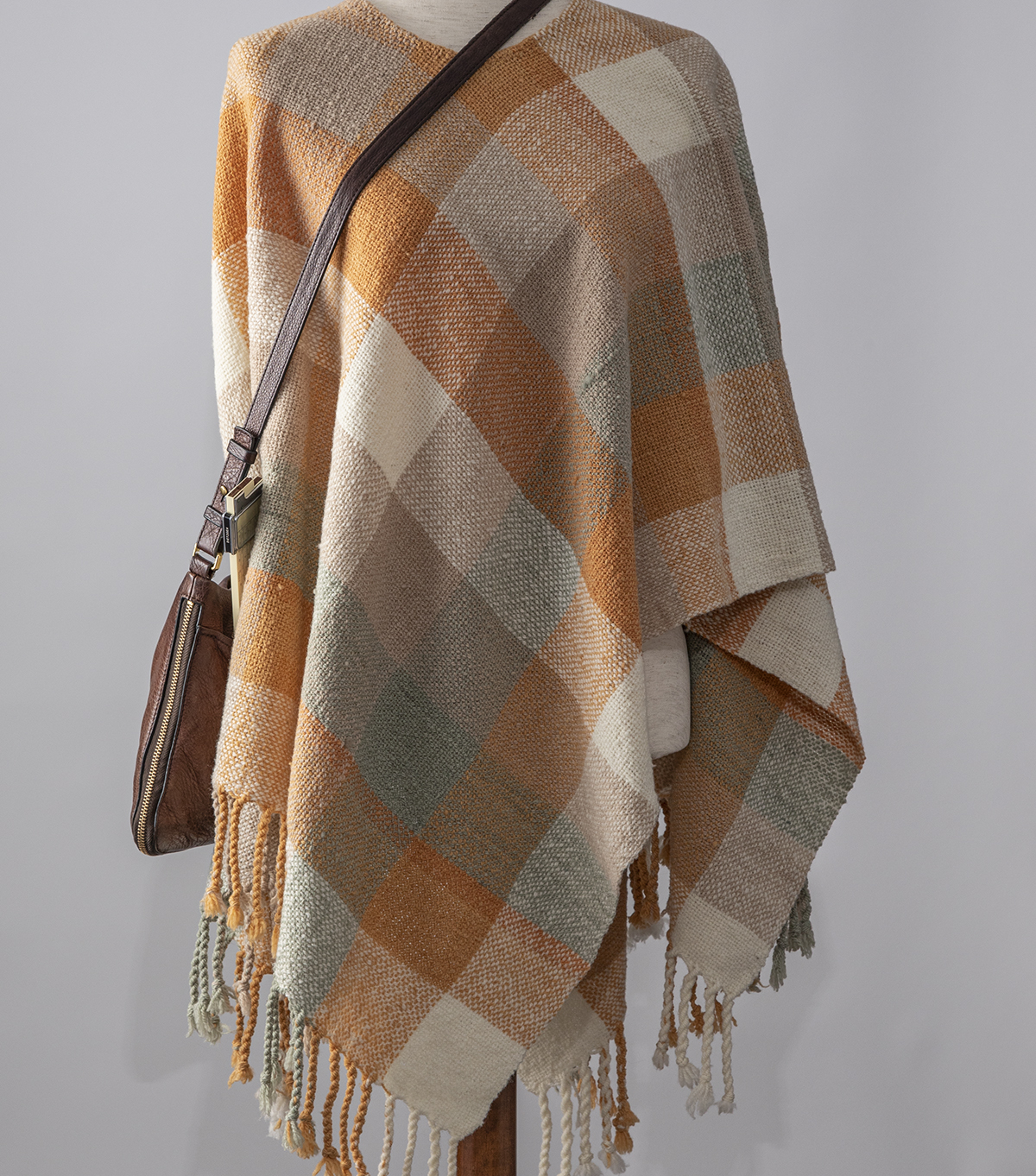 Solano Plaid Poncho | Project PDF + WIF Image