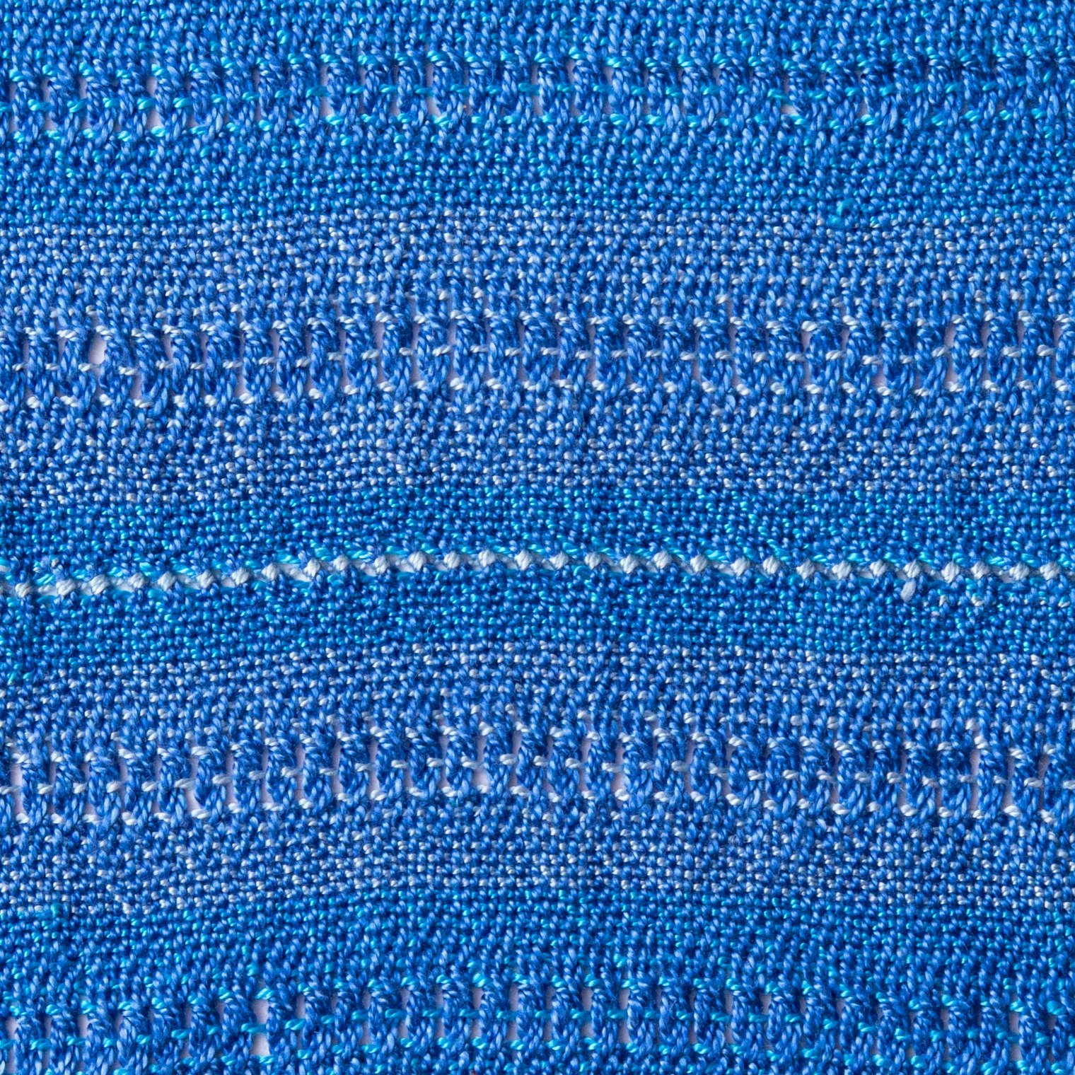 Sample 3: Plain weave and leno lace.