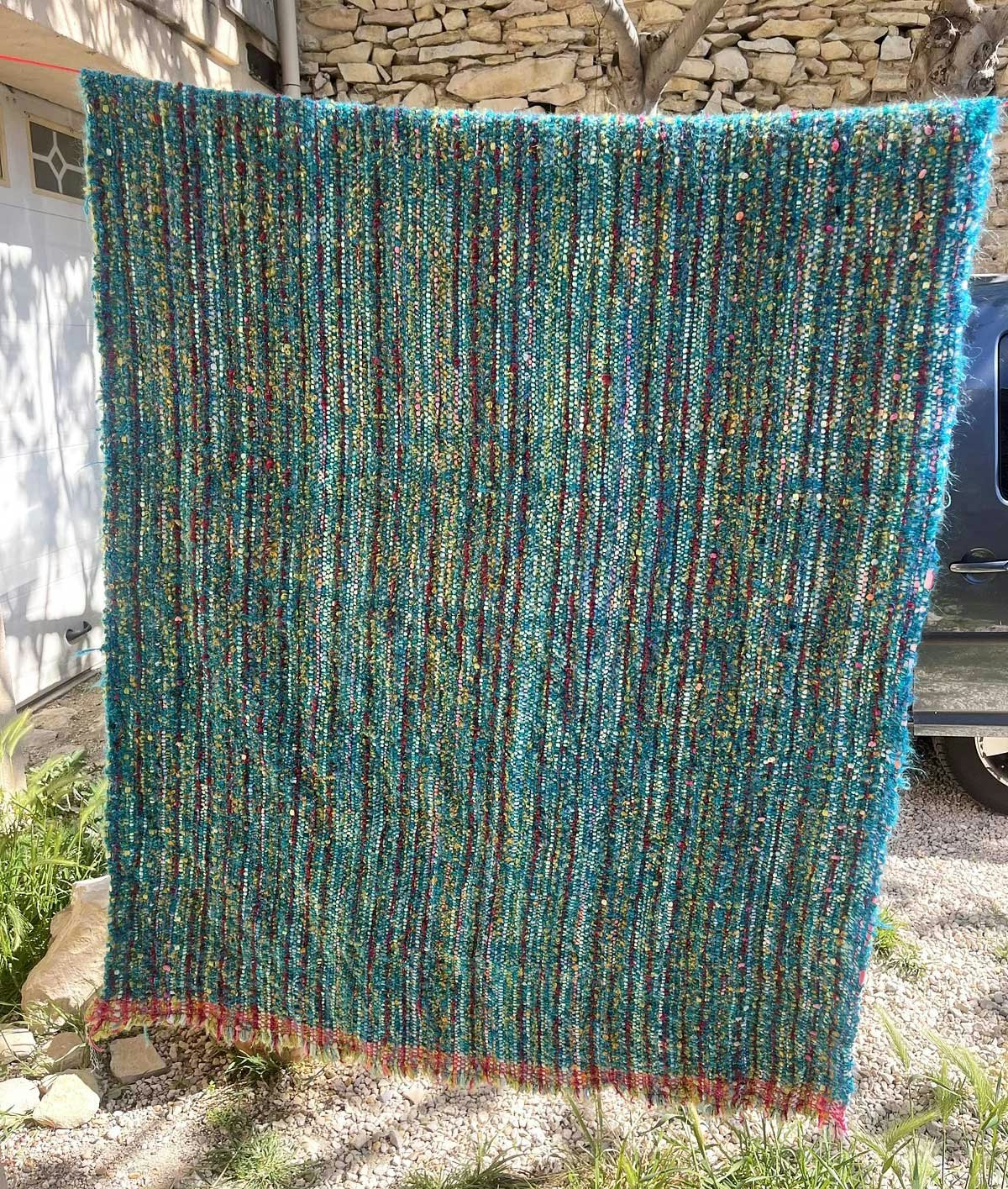 The final handwoven fabric.