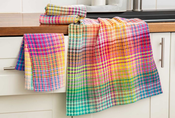 Her Color Nuggets Towels design from the Summer 2026 issue.