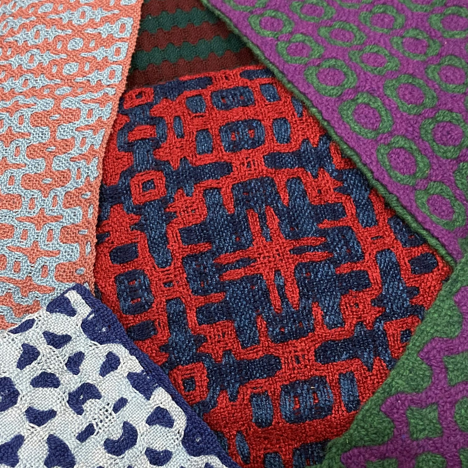 Dive Into Deflected Doubleweave, with Angela K. Schneider.