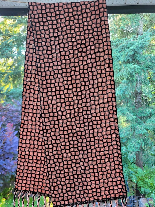 Soft and drapey: Diane Veldhuisen’s version of Madelyn van der Hoogt’s Lattice Scarf design