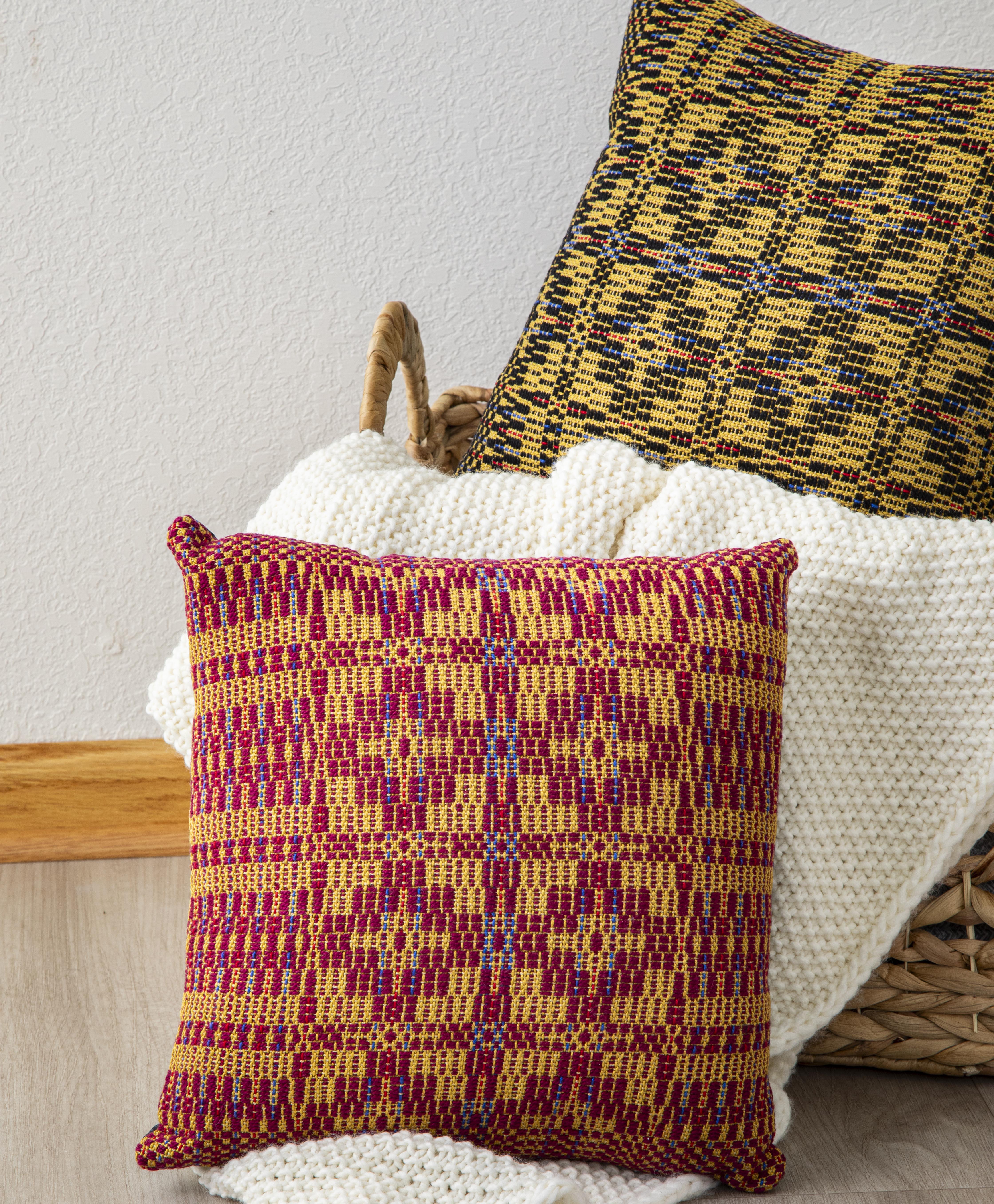 Winning Hand Pillows | Project PDF and WIF Image