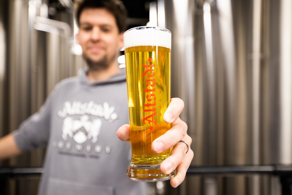 Video Course Brewing AwardWinning Helles with Altstadt Craft Beer