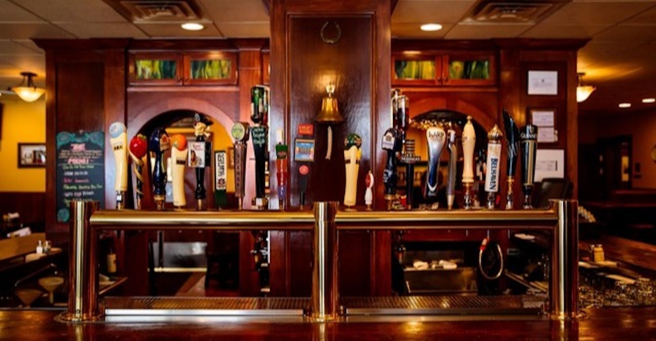 bar