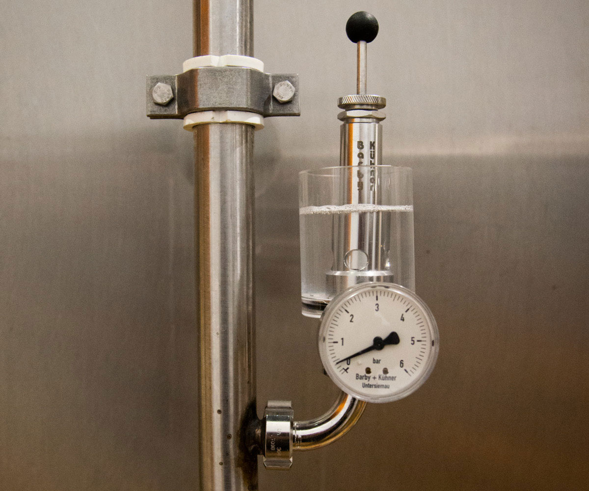 Gearhead-Force-Behind-the-Fizz-CBB35-2