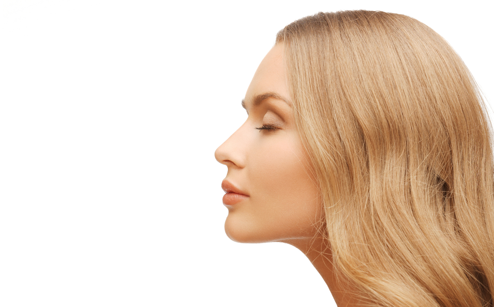 Letâs take a look at the pros and cons of non-surgical and surgical rhinoplasties to give you an idea of which type of treatment will work best for you. Dr. Paul Vitenas | Houston, TX.