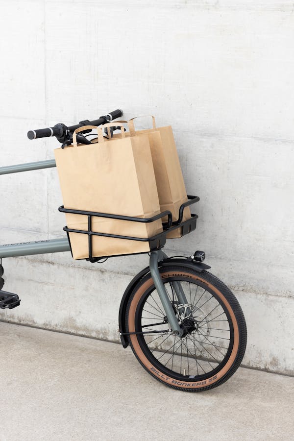 The Shopper cargo rack with bags