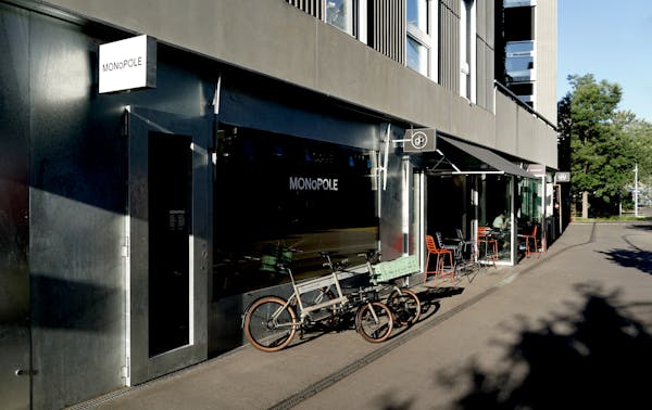 MONoPOLE Showroom Zollhaus