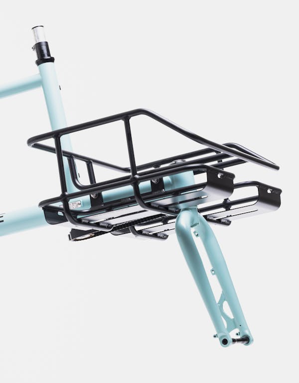 Detail side view of cargo bike rack
