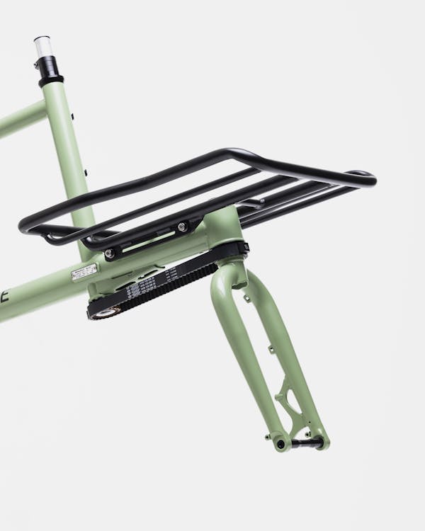Detail side view of cargo bike rack