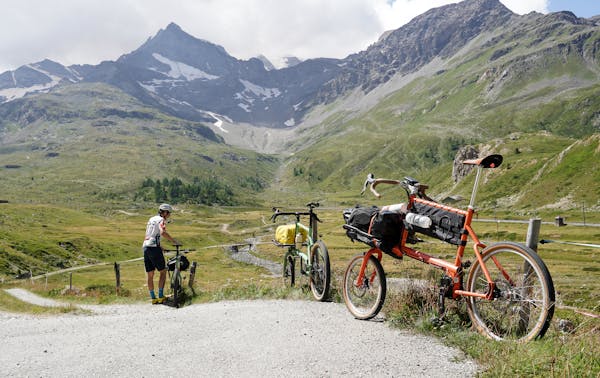 MONoPOLE No O1 mountain group ride