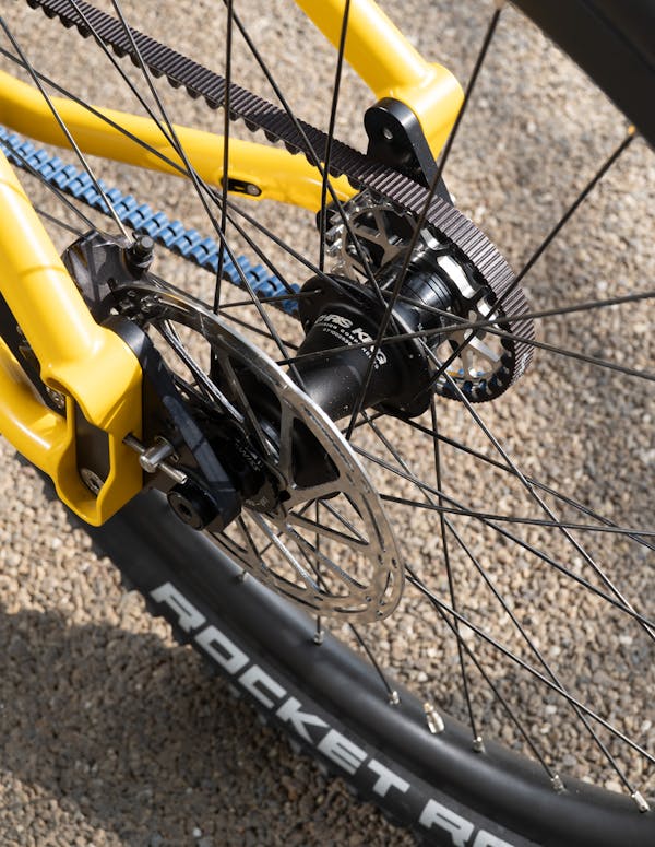 Close-up of Chris King R45D Centerlock hubs.
