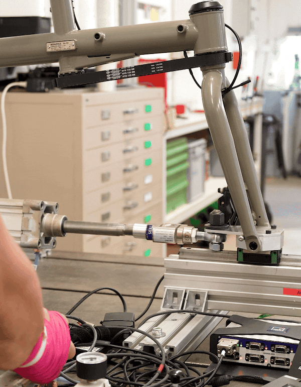 belt steering testing—reliable control