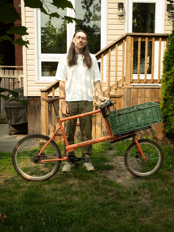 Bike Breath's Brendan with custom Bright Orange MONoPOLE No O1 with crate
