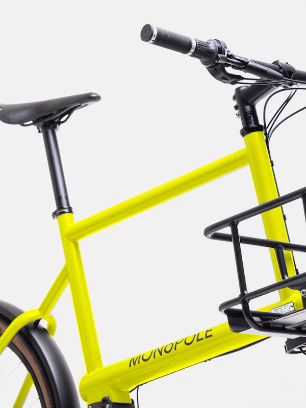 MONoPOLE No O1 in RAL 1026 Luminous Yellow custom color with Shopper rack