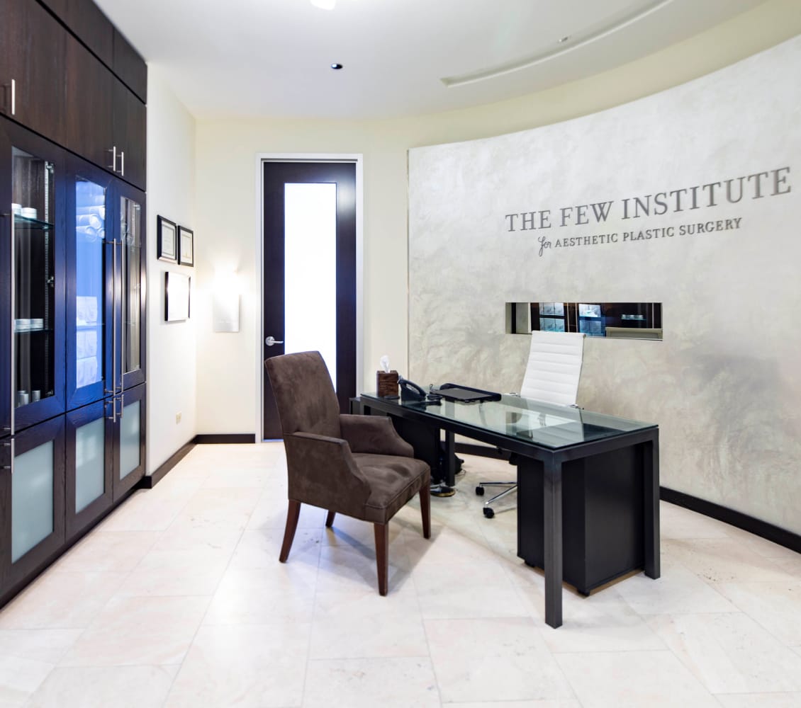 Plastic Surgery Chicago | Chicago Plastic Surgeon | Dr