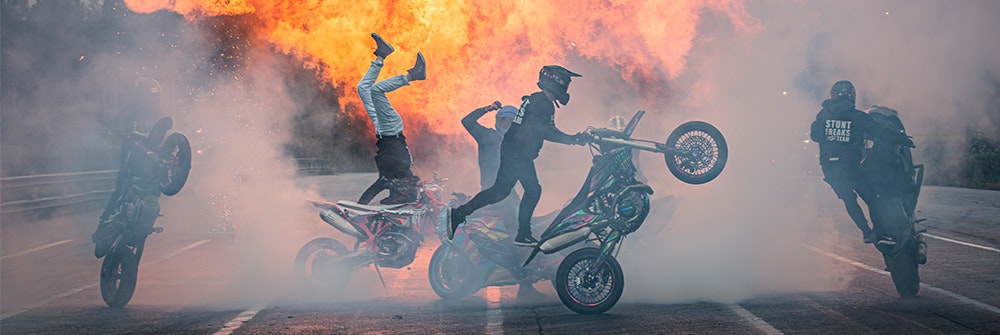 Hyperactive Stunt Stunt Freaks Team
