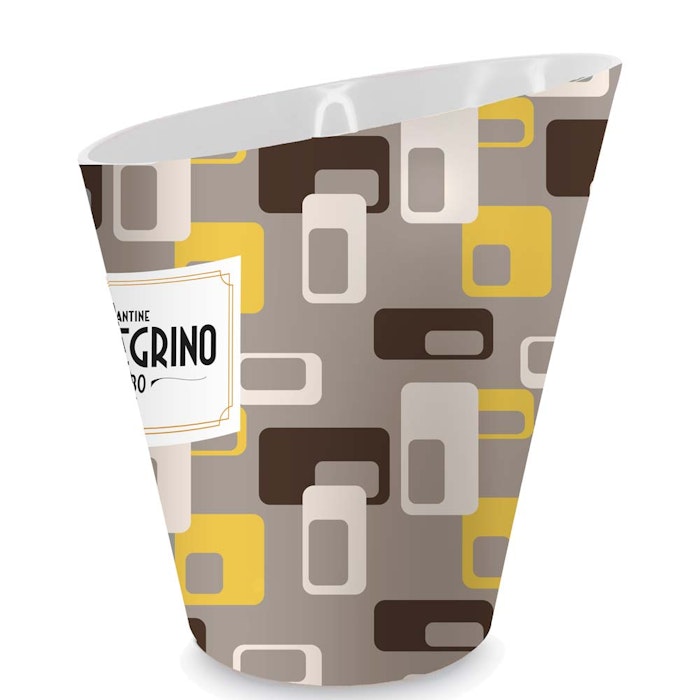 https://www.datocms-assets.com/76788/1661505862-secchiello-beige.jpg?auto=format&h=700