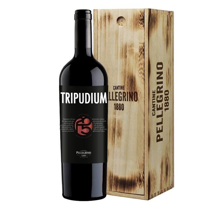 https://www.datocms-assets.com/76788/1661505902-tripudiumnew_legno.jpg?auto=format&h=700