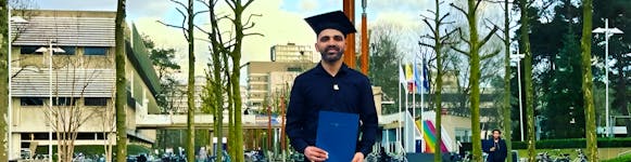 Man die is geslaagd bij Tilburg university