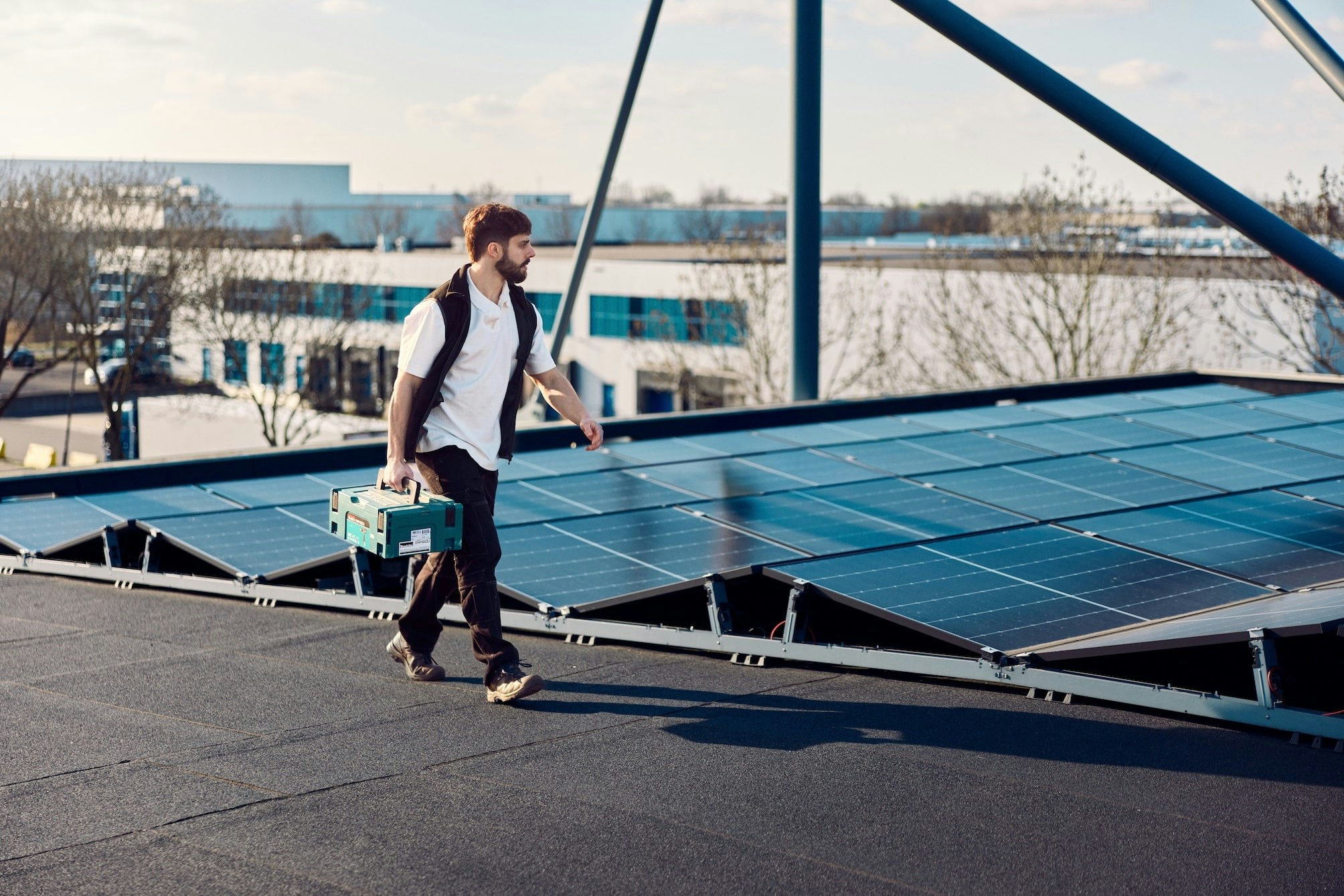 Elektromonteur, installatiemonteur, zonnepanalen