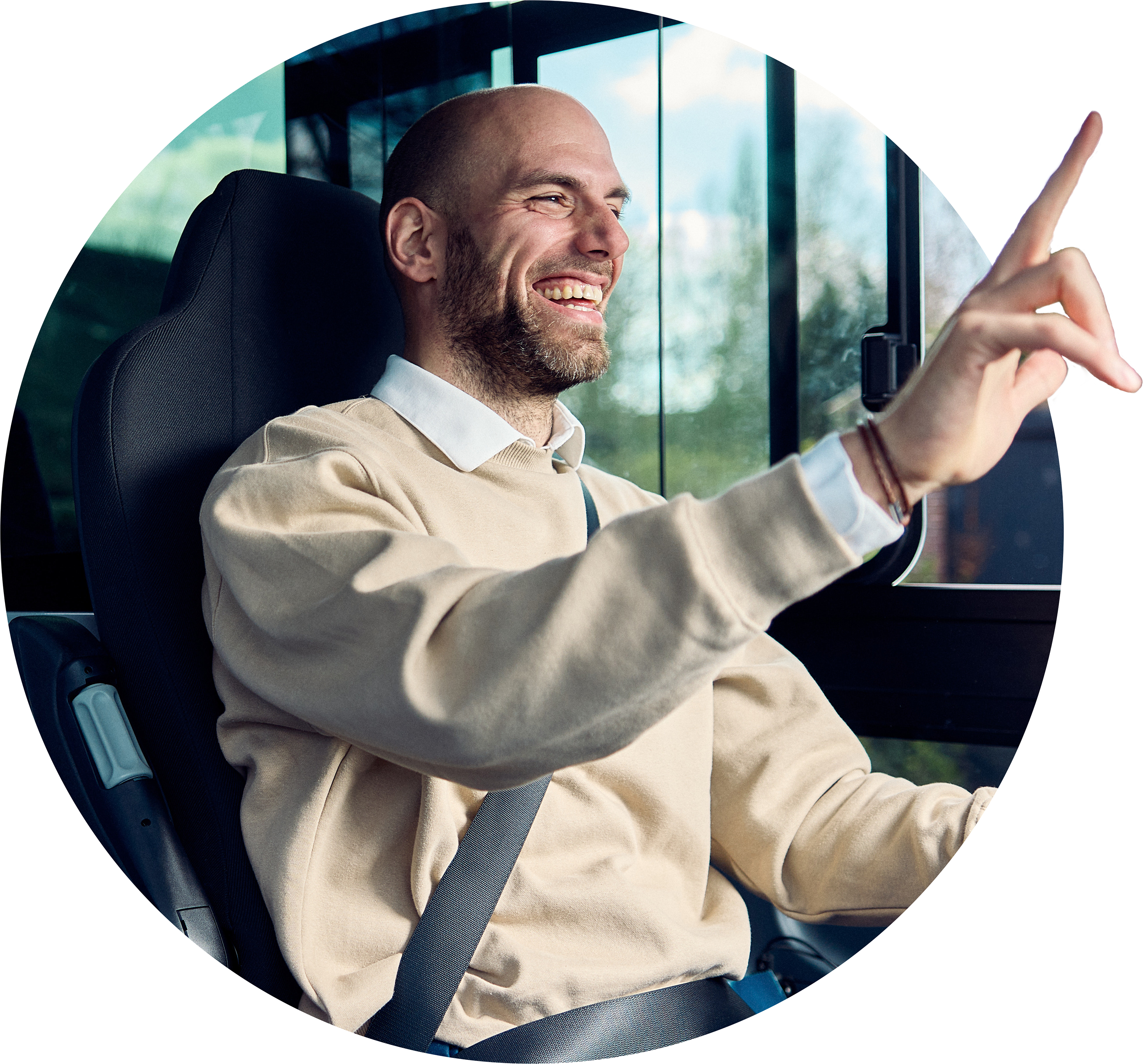 Header van buschauffeur die zwaait vanuit de bus