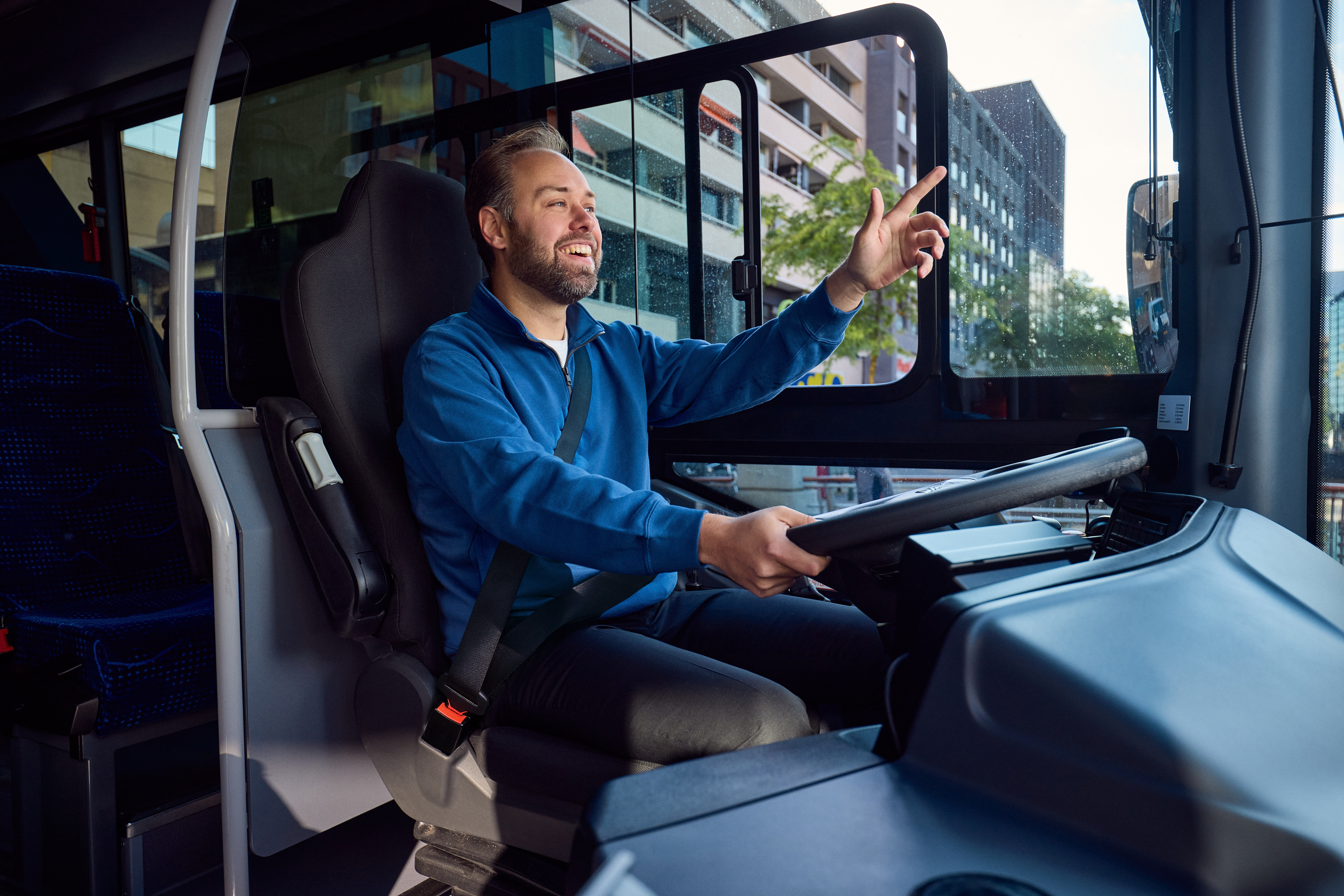 Buschauffeur in bus
