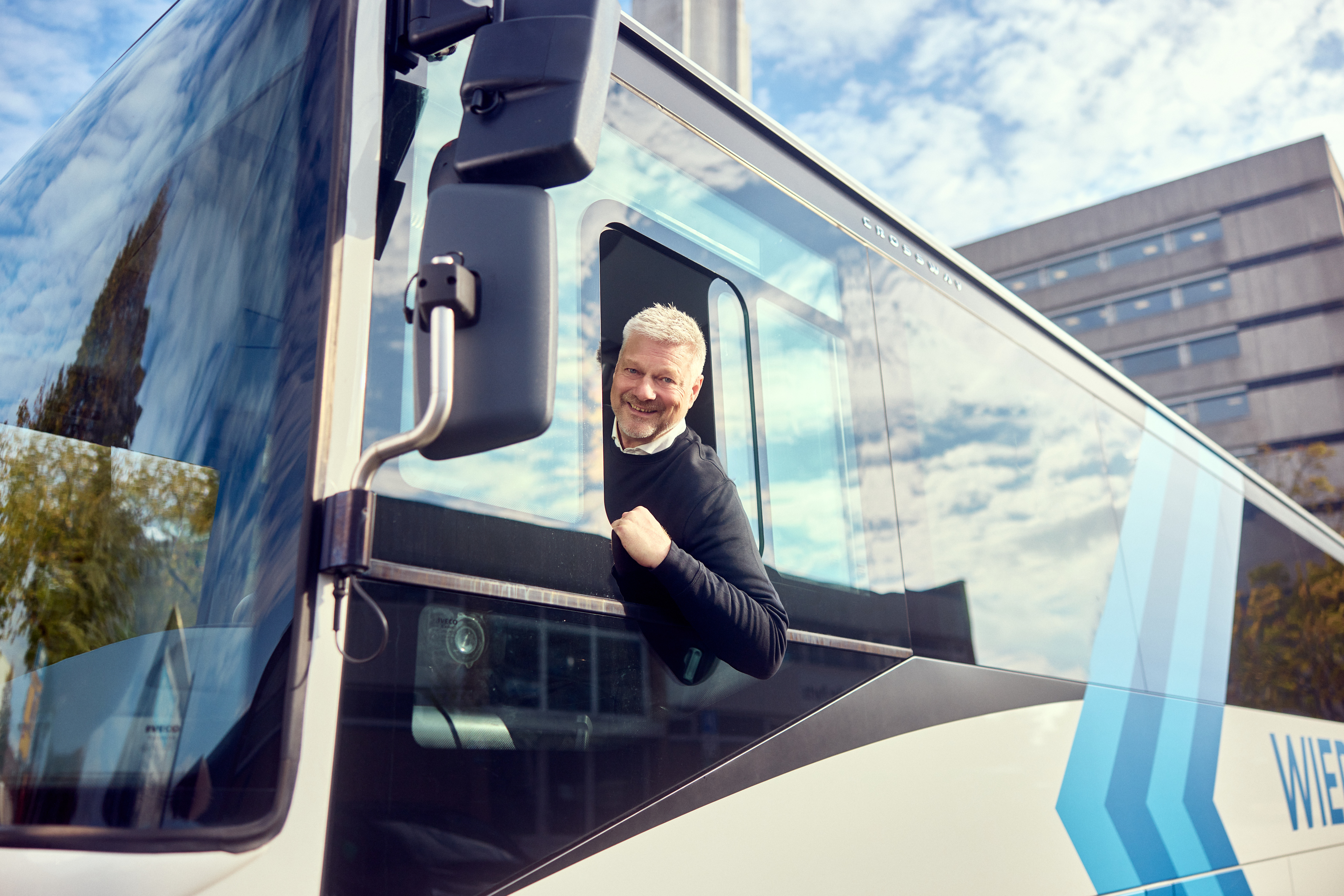 Buschauffeur in bus