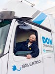 Man in vrachtwagen
