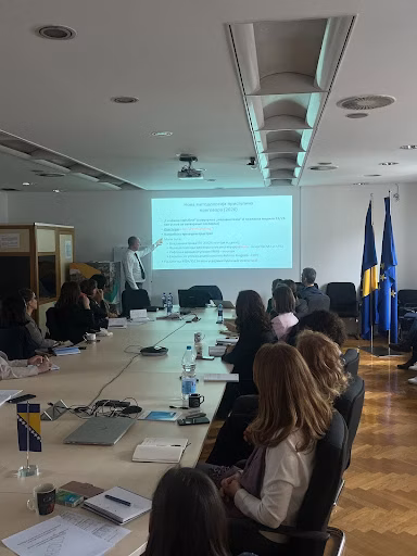 UNOPS Partnership Advisor provides training to Government representatives in Sarajevo