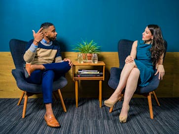 10 Effective Communication Skills + Examples for CV & Job Interview