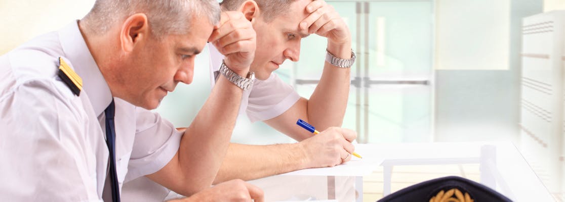 Pilot Aptitude Tests in 2025: Pilot Assessment Guide