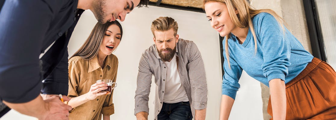 12 Teamwork Skills for Your Resume in 2025