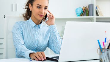 10 Best Skills an Administrative Assistant Must Have In 2025