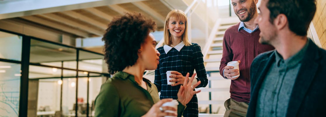 Small Talk Topics: How to Make Business Small Talk in 2025