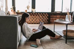 How to Create a Resume With No Experience (10 First Job CV Tips)