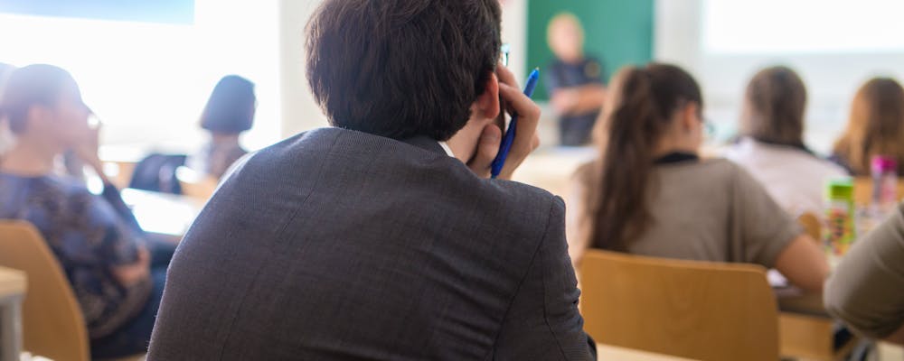 5 Key Differences Between Postgraduate And Undergraduate Study
