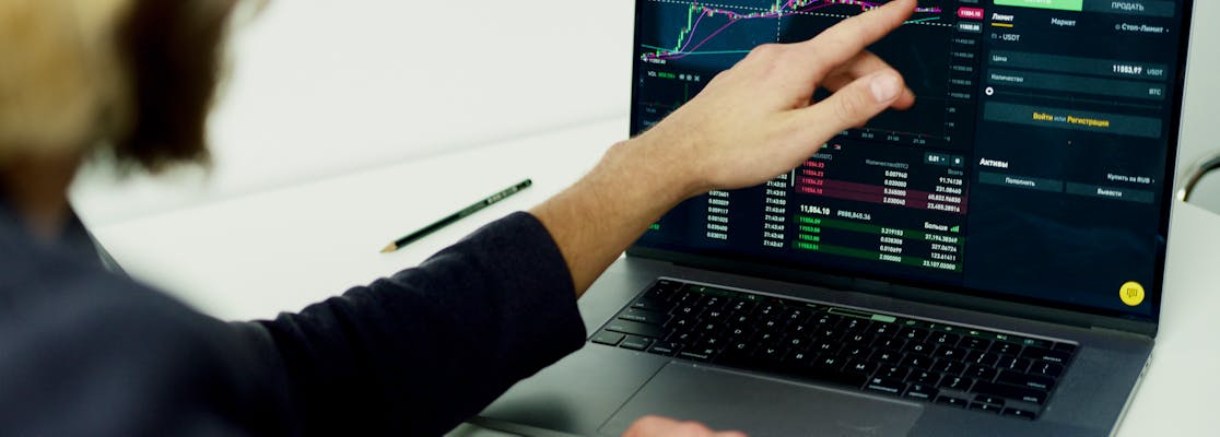 Best Online Stock Brokers & Trading Apps in the UK (2025)