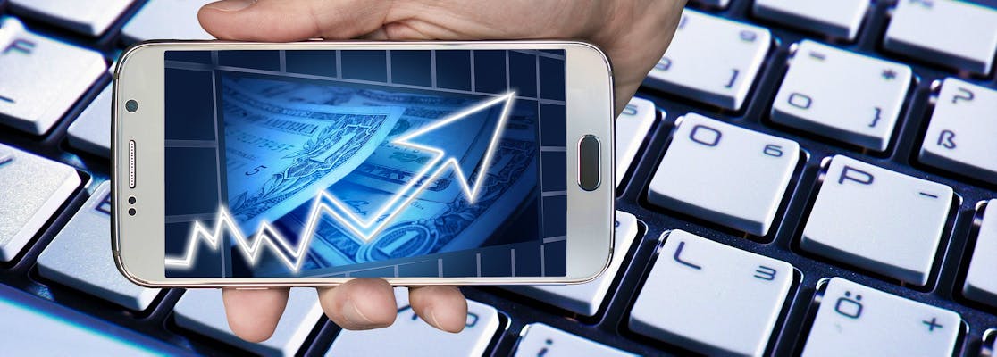 10 Best Stock and CFD Trading Apps 2025