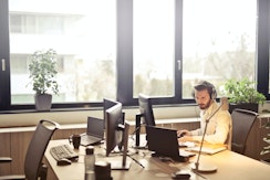 How to Write a Customer Service Cover Letter