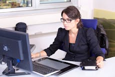 How to Write an Administrative Assistant Cover Letter